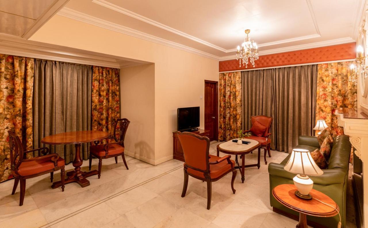 Hotel Hardeo Nagpur Zewnętrze zdjęcie